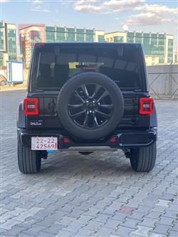 جیپ رانگلەر